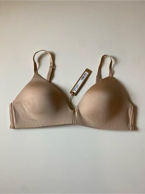 SKIMS Wireless Form T shirt Bra Clay 36A NWT
